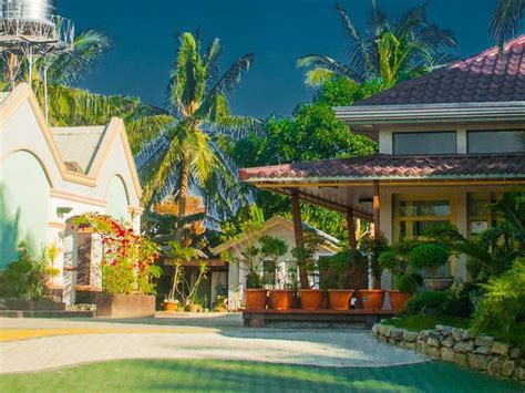 lipa city resorts